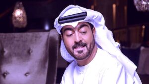 (محمد المازم) وحيدًا وحزينًا في عيد الحب بأغنيته الرومانسية (أي عيد؟)