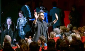 (جورج خباز) وفريق عمل فيلم (يونان) يرفعون رأس العرب في مهرجان برلين السينمائي الدولي