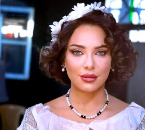 (سلاف فواخرجي).. نجمة متوجة على عروش قلوبنا، رغم أنف قرار النقابة!