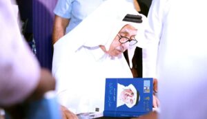 جمال سليمان يشيد بأبطال عرض (الغريب) في مهرجان الدوحة المسرحي