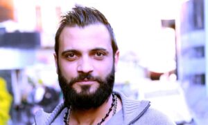 (مجد مشرف).. الأقرب في أنسنة (يزيد بن معاوية)