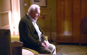 حنان أبوالضياء تكتب: (أنتوني هوبكنز)، الرجل الثمانيني الذي يعاني من فقدان الذاكرة (52)