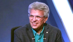 محمود عطية يكتب: (خالد منتصر).. ولإساءة إلى الأزهر الشريف