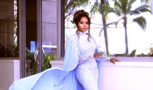 (داليا مبارك) أطلقت أحدث أعمالها الغنائية بعنوان (واحد عناب)