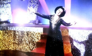 في عيد ميلاد (نجاة).. لماذا تحدى متعهد الحفلات (صديق أحمد) كل المطربات بسببها؟!.