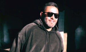 (زياد برجي) يواصل مشوار الحياة رغم رحيل شقيقه، وقريبا في القاهرة، مع أغنيات جديدة