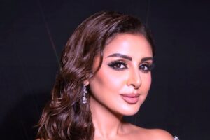 مهرجان (العلمين): حفلات الغرض منها نفخ جيوب المطربيين بالمال وليس أكثر من هذا؟!