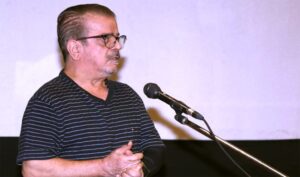 العراق تأبن الرائدة المسرحية (إقبال نعيم) على قاعة السينما في مسرح الرشيد