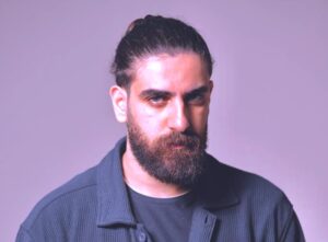 (كيف عملت هيك) أغنية (بلال ديركي) الجديدة تتصدر المنصات الرقمية