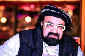 (نادر أبو الليف) يمتع جمهور الساحل الشمالي بالحفلة الليلة، وبومبا، وإسكندرية وغيرها