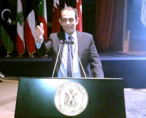 الدكتور (محمد لطفي) يجدد نشاط (إذاعة الأغاني) بمجموعة متنوعة من البرامج