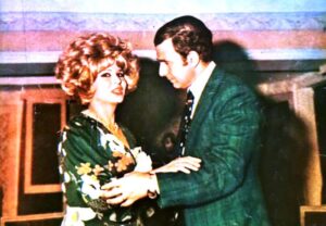 بعد دعوة الرئيس للمحافظة على التراث، (الفن) في سلة المهملات! (2)