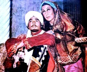 بعد دعوة الرئيس للمحافظة على التراث، (الفن) في سلة المهملات! (2)