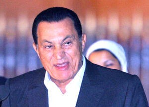 إبراهيم رضوان (حسين إبراهيم) (8).. (نرجس) تحضر حفل تكريمى من حسنى مبارك