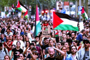 تعرف على أغنية (مايكل جاكسون) التى كتبها لفلسطين، وحذفتها إسرائيل من على الإنترنت