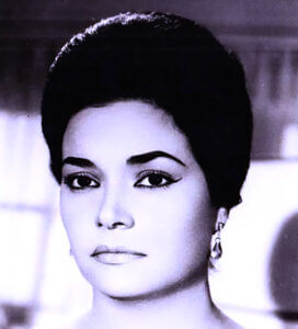 (مديحة يسري).. نجحت في تقديم دور الأم الثرية، وختمت حياتها مع (الإرهابي)! (2/2)