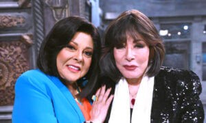 (لبنى عبد العزيز) تتحدث عن أبرز مراحل مشوارها الفني