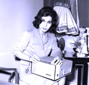 في ذكرى رحيلها الـ 42 نكشف أسرار عن (فايزة أحمد) وزواجها من رجل يبيع أولاده!