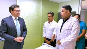 المايسترو (سليم سحاب): يطمئن جمهوره على صحته قائلا: (أنا بخير، وشكرا لوزير الثقافة)