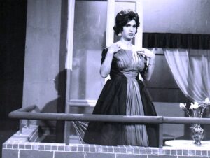 في ذكرى رحيلها الـ 42 نكشف أسرار عن (فايزة أحمد) وزواجها من رجل يبيع أولاده!