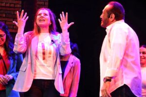 مهرجان الإسكندرية المسرحي الدولي يكرم المخرج الكبير(عصام السيد)