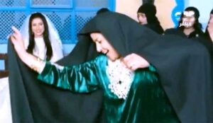 الفنانة (فاطمة محمد علي) تبكي على الهواء مباشرة بسبب أغنيتها (سوق العبور)