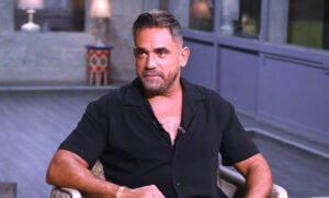 أمير كرارة مع (إسعاد يونس) في سهرة مميزة على قناة dmc