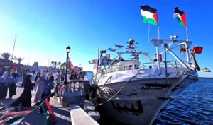 (نتنياهو).. حلم السيطرة على الأرض والتيك توك !