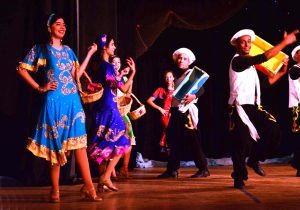 كمال زغلول يكتب: مسرح (المحبظين).. (2)