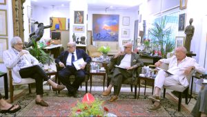 (يحيى الفخراني) يحصل على جائزة الاستحقاق الكبرى للفنان فاروق حسني لعام 2026