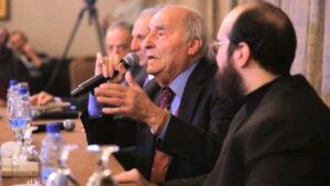 عامر فؤاد عامر يكتب: (طليع حمدان).. لبنان قصيدة لا تموت