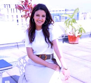 (ياسمين علي): انتظروني كمطربة شعبية في (تعالى تعالى)، وألبوم عمرو دياب خطفني