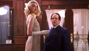 حنان أبو الضياء تكتب: (القمر الأزرق) بين المزاح والتلميحات... والحقائق اللاذعة