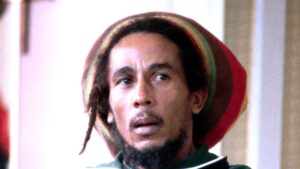 رسمي فتح الله يكتب: (بوب مارلي).. الساحر الذي جعل العالم يغني للحب والحرية