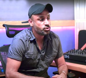 (محمد يحيى): يهدي وسام SACEM إلى كل الفنانين الذين تعاون معهم