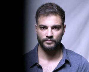 (آدم الشامي) ابن (سلافة معمار) في مسلسل (سعادة المجنون)