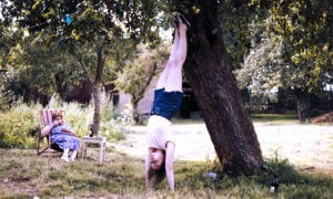 فيلم SOUND OF FALLING مابين الصدمات المتوارثة.. والتجارب المكبوتة