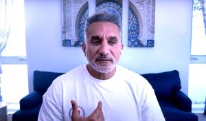 (باسم يوسف) يكشف عن العديد من الأسرار حول حياته في (كلمة أخيرة)