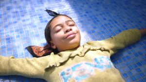 فيلم (عيد ميلاد سعيد).. دراما إنسانية  ذات  ملامح مُفصّلة وصادقة للغاية