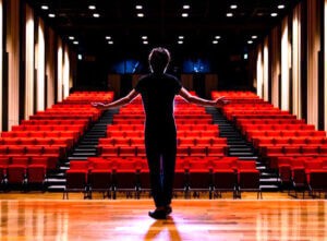 محمود عطية يكتب: (التشخيص) أم التصنيع؟