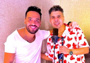 (عمر كمال) يقدم تجربة فنية جديدة من خلال ألبومه الغنائي الجديد