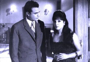 حب (شادية) و(صلاح ذوالفقار) بدأ في مرسى مطروح، ونضج وأكتمل في أسوان (1)