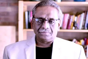 رضا العربي يكتب: (حسان دهشان).. ذلك الذي يكتب من حافة الضوء