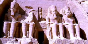 علي عبد الرحمن يكتب: الاحتفاليه وقناة (مصر السياحية)