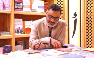 رضا العربي يكتب: (عبد الرحيم كمال).. الرجل الذي يكتب بروحٍ لها ظل