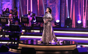 (مي فاروق) قدمت مختارات مميزة من أبرز أعمالها الغنائية في الكويت