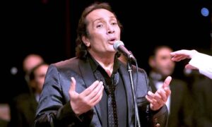 رضا العربي يكتب: (علي الحجار).. حين يتوضأ الصوت بالكلمة.. يولد الفن من رحم الروح