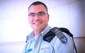 (أفيخاي أدرعي) ومن بعده كابتن (آيلا)..  إسرائيل تكذب بالعربي!