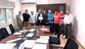 الشاعر (مصطفى مرسي) يحصل على العضوية الاحترافية في جمعية (الساسيم) الفرنسية.