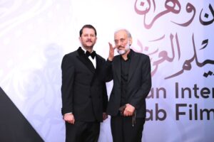 (عبد القادر جريو).. فنان يجسد الالتزام الفني من وهران إلى فلسطين